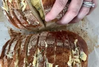 Irresistible Sourdough Garlic Bread Recipe You’ll Crave
