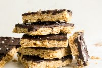 No-Bake Peanut Butter Oat & Chocolate Bars — Protein-Packed Snack