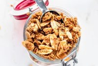 Crunchy Vanilla Almond Granola Recipe for Homemade Mornings