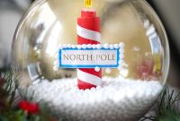 Solar North Pole Snow Globe: Animated Solar System Snow Dome