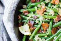 Crispy Bacon Green Beans with Garlic and Caramelized Onions