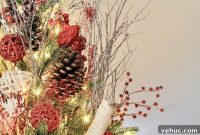 Rustic Woodland Christmas Tree Inspiration for Winter Decor