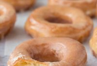 Vegan Maple-Glazed Doughnuts: Soft, Fluffy & Irresistible