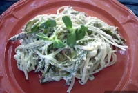 Creamy Green Pasta with Spinach and Basil pesto