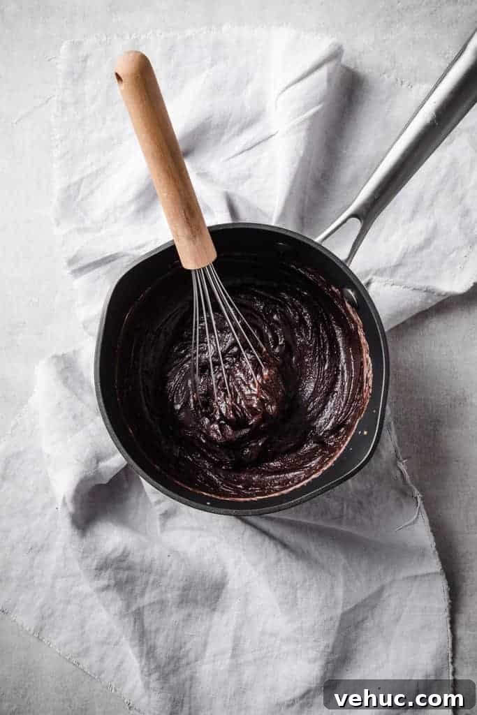Keto Ferrero Rocher Recipe: Low-Carb Chocolate Hazelnut Truffles 3 Keto Ferrero Rocher