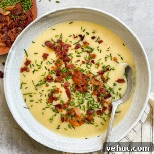 Creamy Whole30 Leek and Potato Soup Paleo Primal Gourmet Easy Recipe
