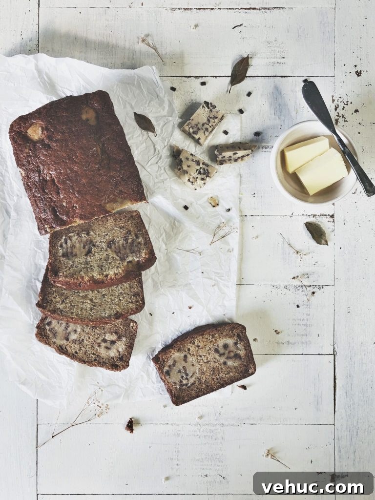 Cookie Dough Banana Bread Recipe: Gooey, No-Bake Cookie Centers 3 img 1383 2