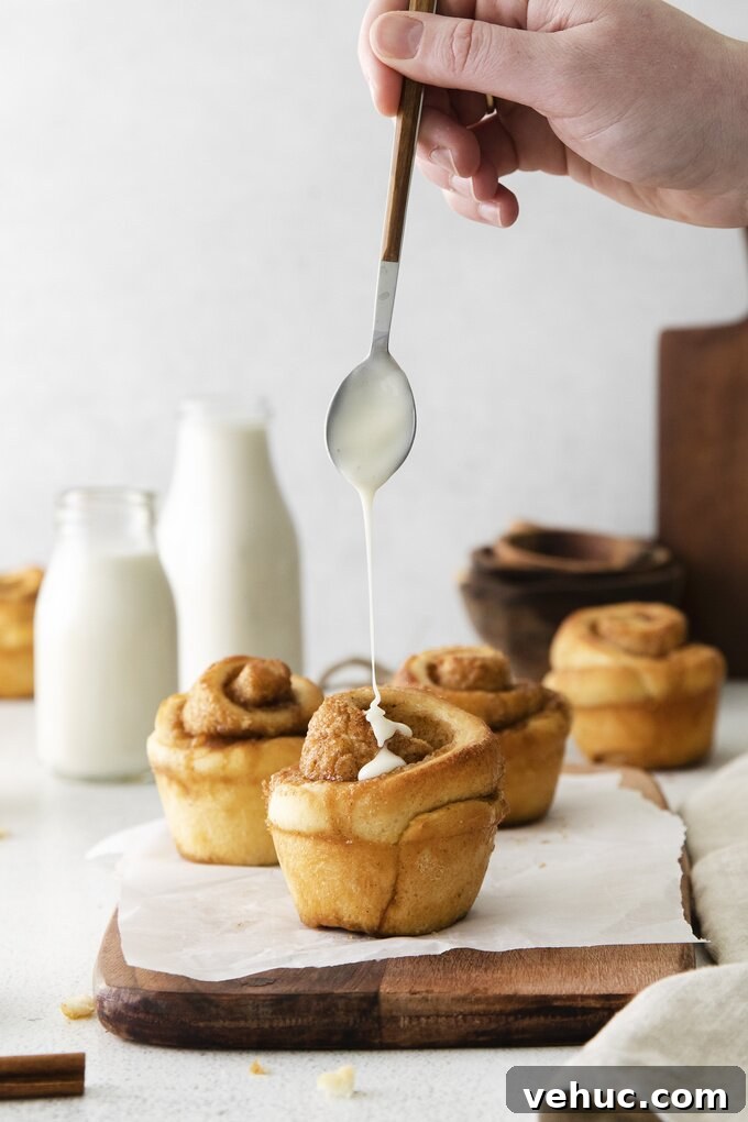 Cinnamon Roll Muffins: Soft Swirl Muffin Recipe for Breakfast 7 img 13977 12