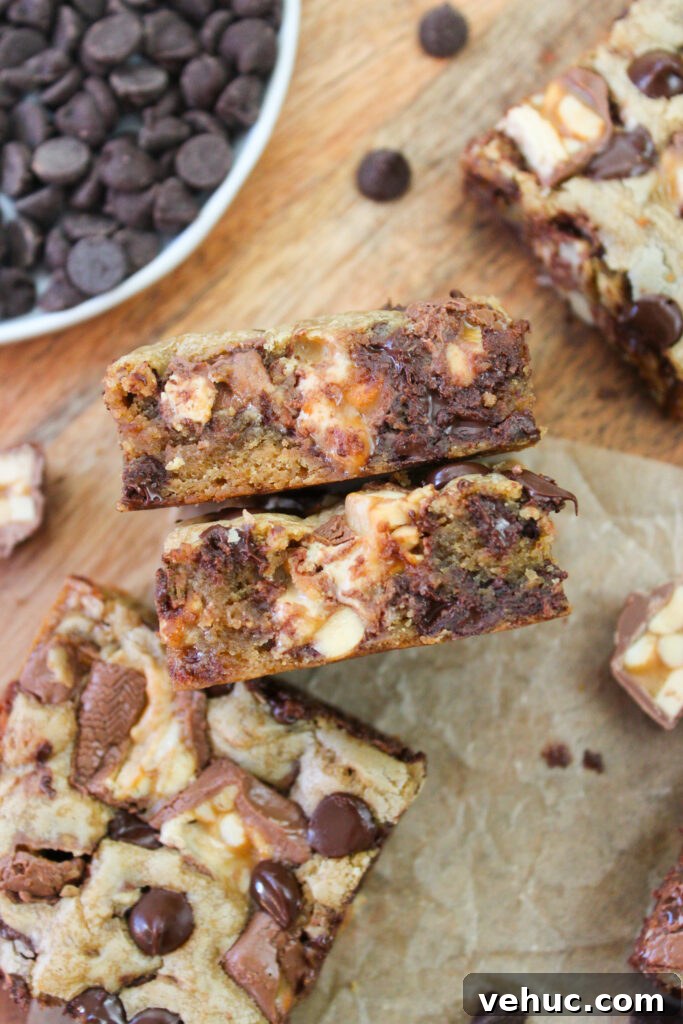 Chewy Snickers Blondies Recipe: Candy Bar Blondie Bars 3 Chopped Snickers and chocolate chips