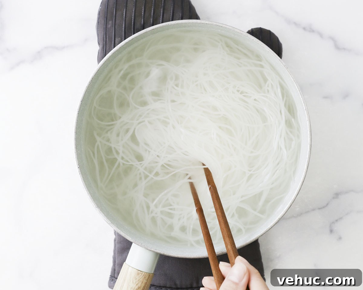 Rotisserie Chicken Pho Recipe: Quick Homemade Vietnamese Soup 13 img 14669 12