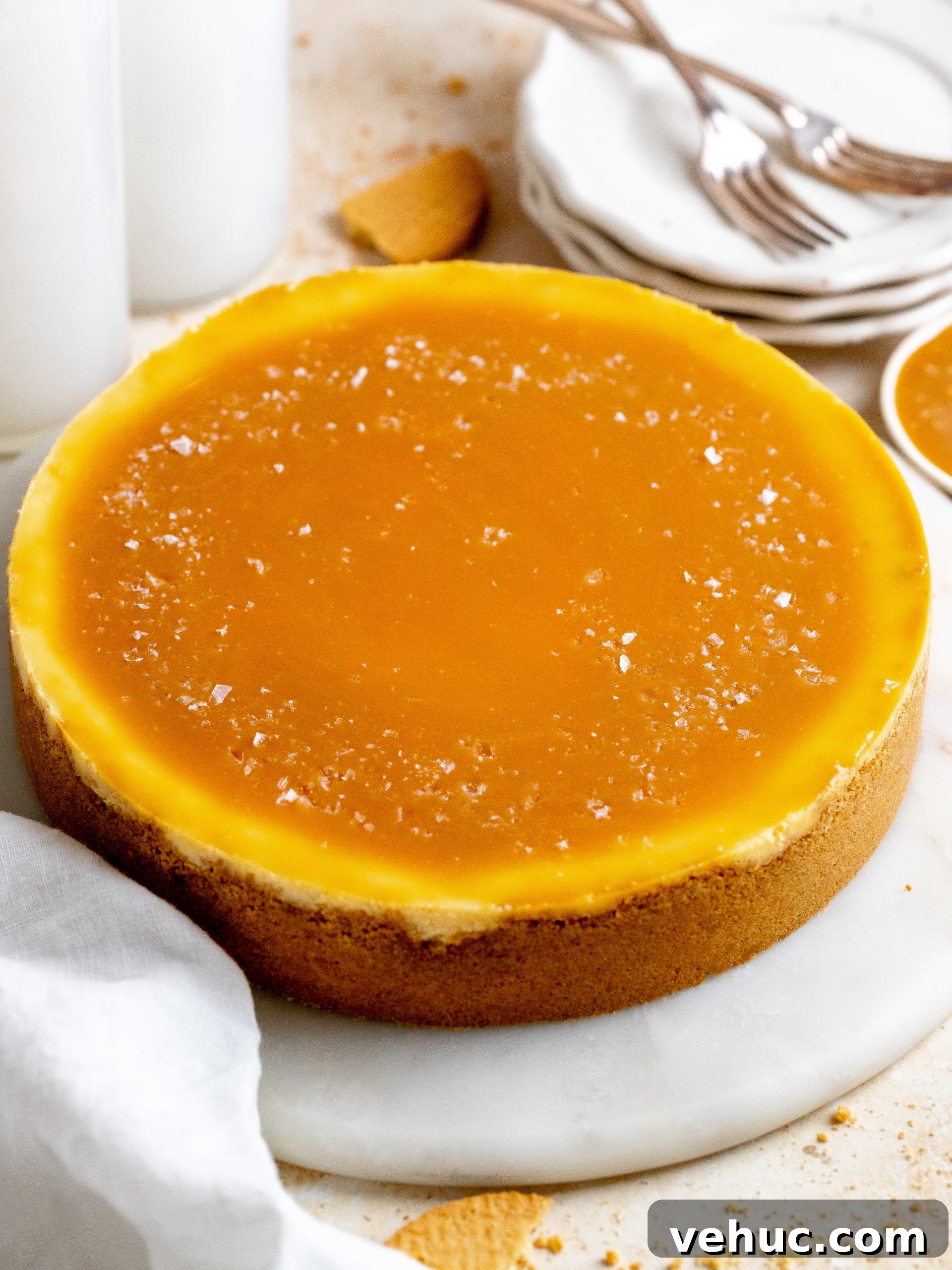 Creamy Caramel Cheesecake Recipe for Decadent Desserts 3 Cheesecake slice