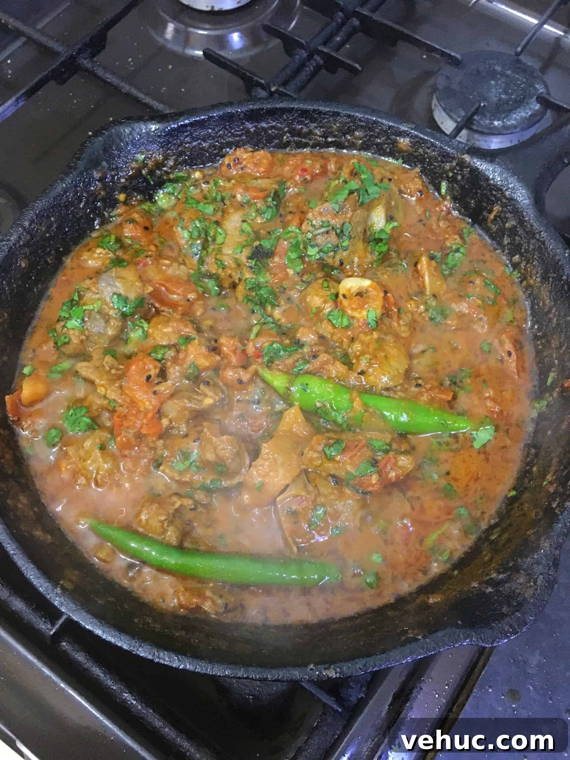 Mutton & Lamb Karahi (Karahi Gosht) Recipe – Authentic Pakistani Style 11 Lamb / Mutton Karahi - An Easy, Traditional Recipe