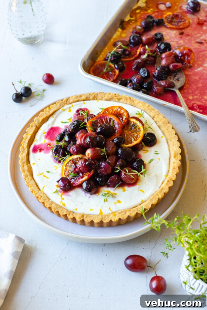 Topping slices with grapes