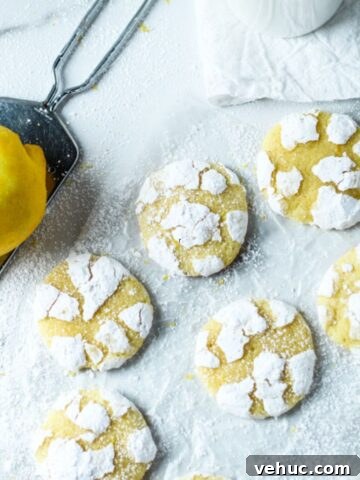 Lemon crinkle cookies
