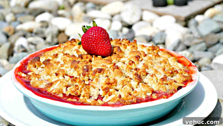 paleo strawberry pie in a pie dish