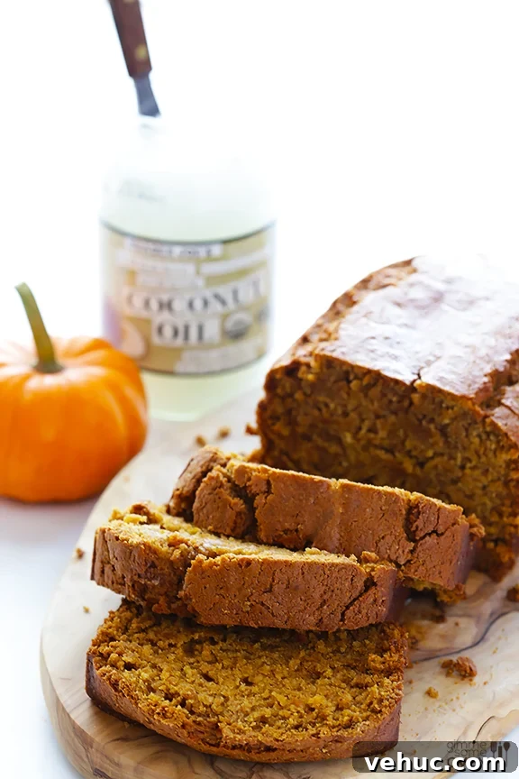 Coconut Oil Pumpkin Bread | gimmesomeoven.com #fall #recipe Coconut Oil Pumpkin Bread | gimmesomeoven.com #fall #recipe