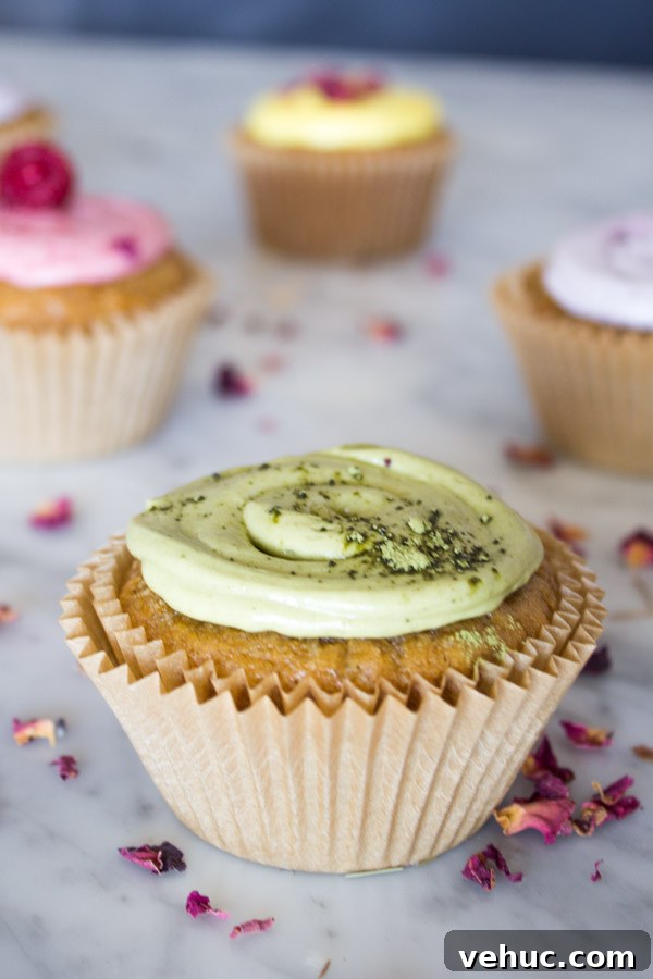 Vegan Vanilla Cupcakes with Homemade Icing and DIY Food Coloring 3 Colorful Vegan Cupcakes | www.sweetpotatosoul.com