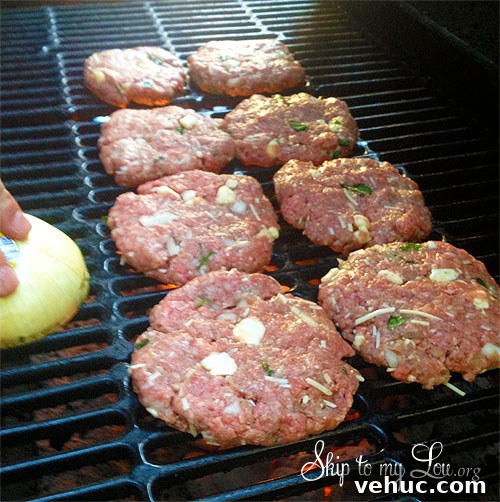 grilling tip non-stick burgers