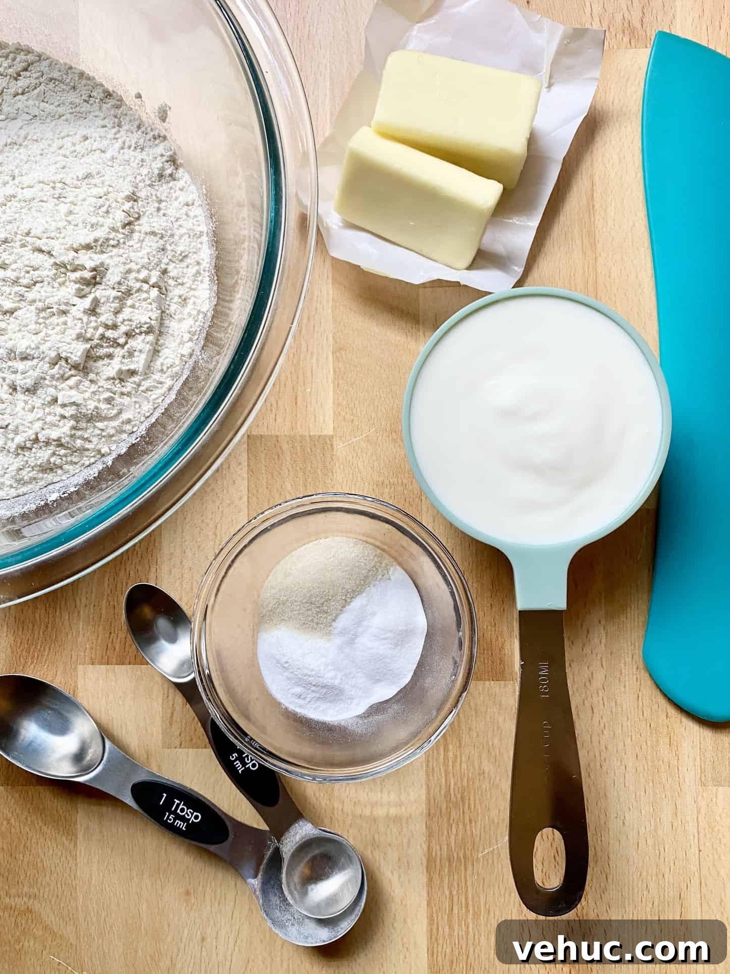 Homemade Buttermilk Biscuits Recipe for Flaky, Tender Biscuits 2 Easy Homemade Buttermilk Biscuits
