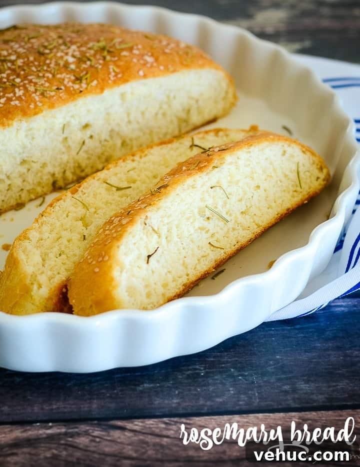 Crusty on the outside, soft on the inside, this Rosemary Bread is over top delicious! copycat macaroni grill rosemary bread
