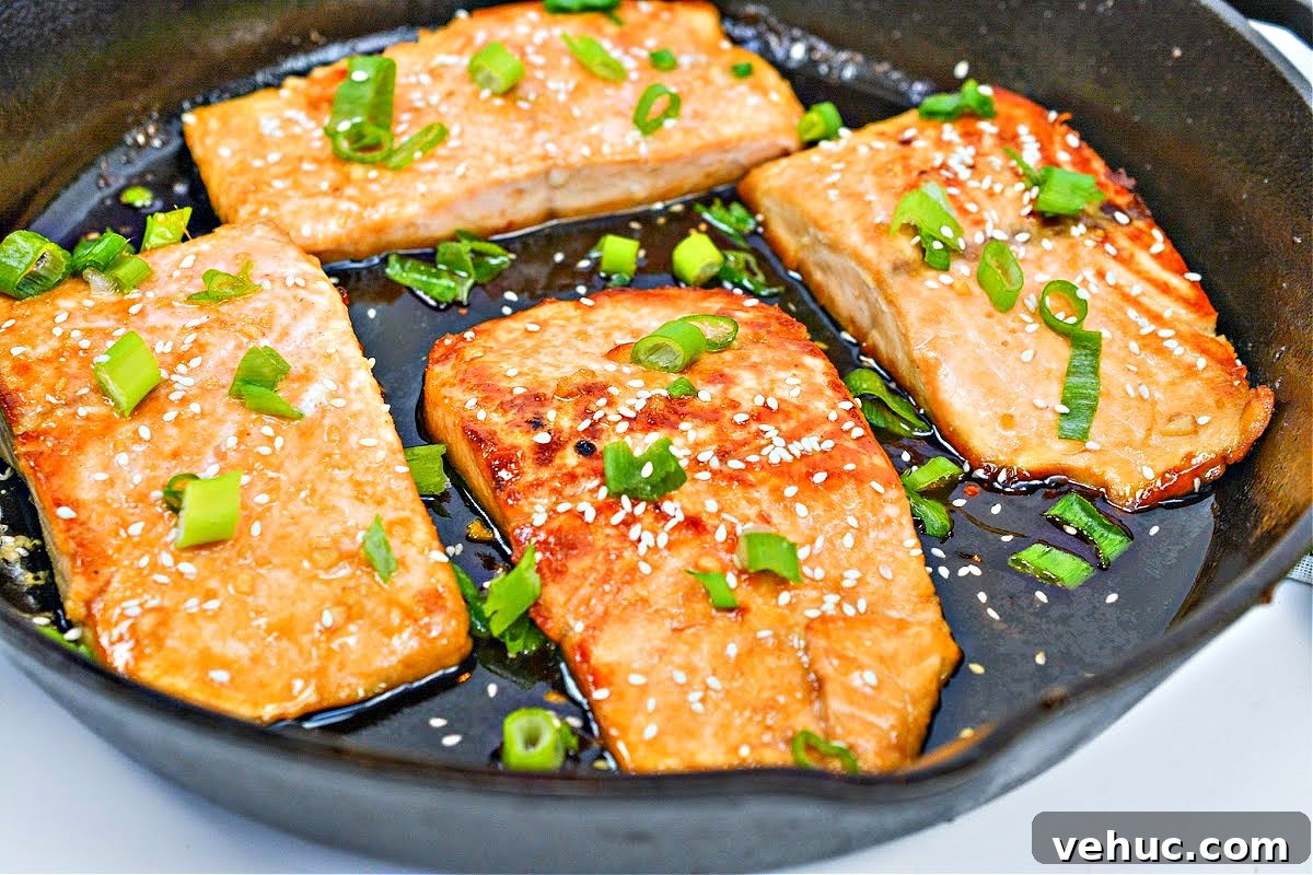 Spicy Sriracha Glazed Salmon - Keto-Friendly Recipe 6 Keto Sriracha Salmon