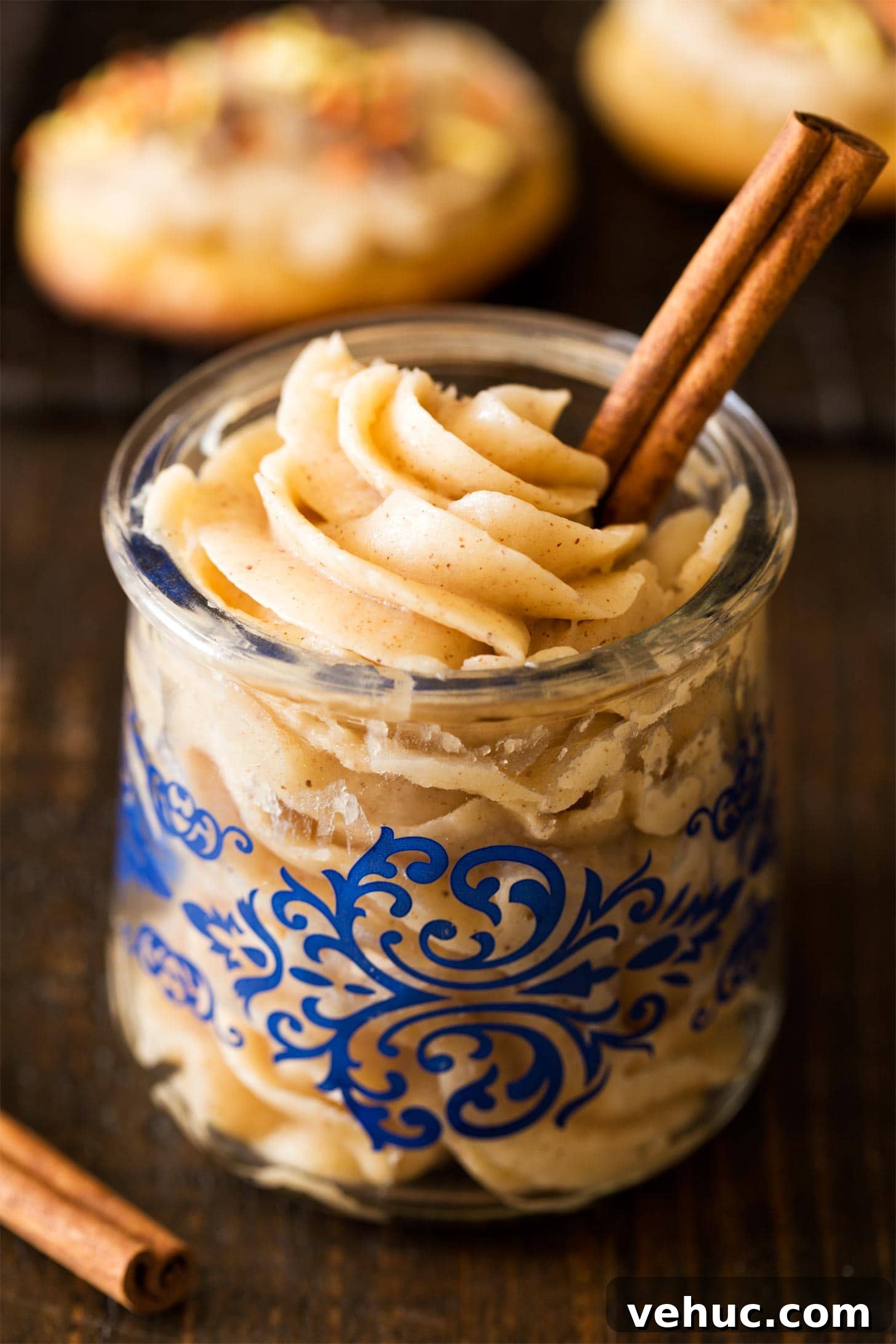 Cinnamon Buttercream Frosting Recipe for Cakes and Cupcakes 2 Cinnamon buttercream frosting in a jar