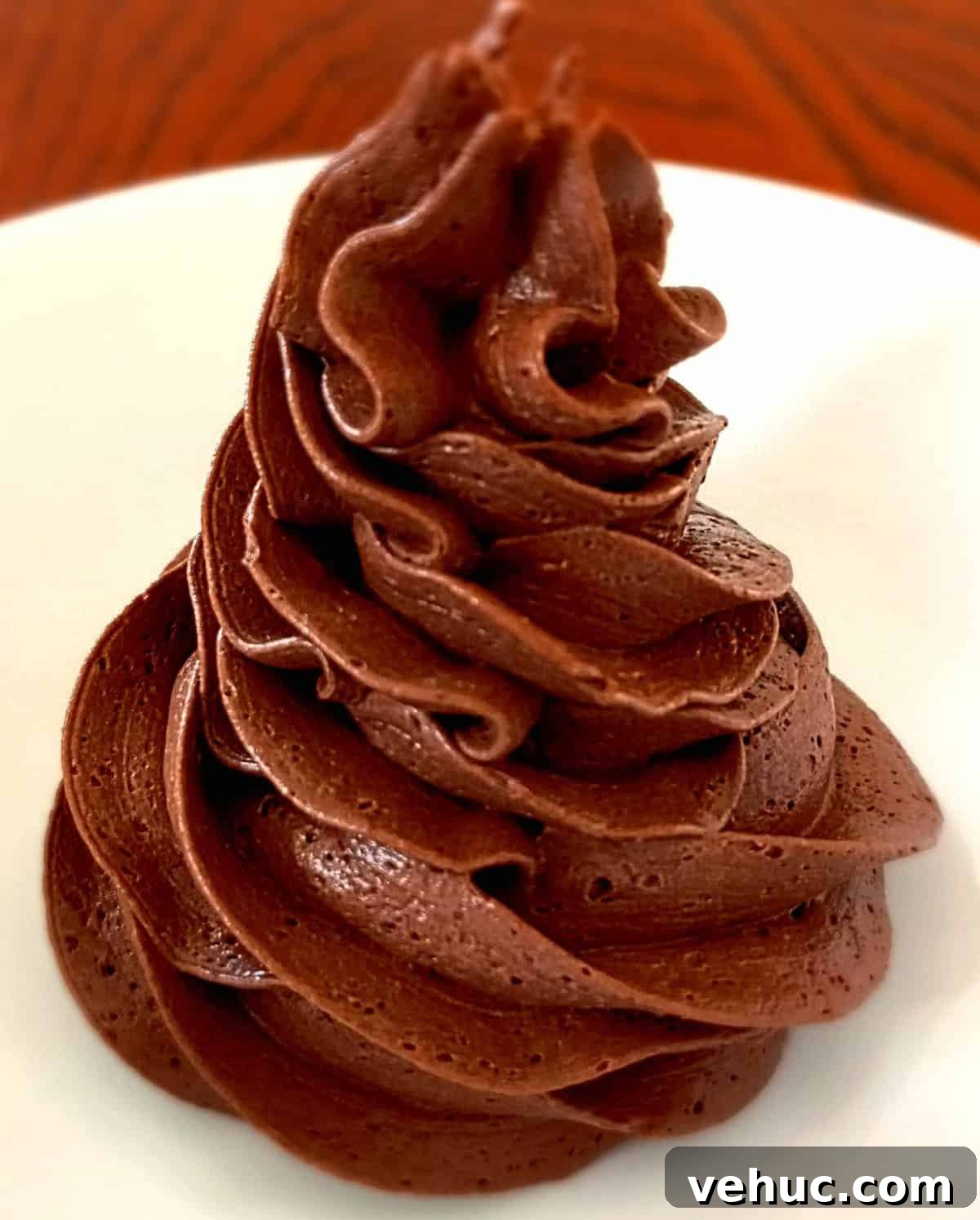 whipped chocolate buttercream frosting