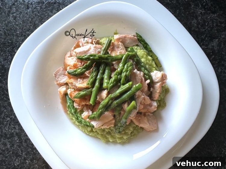 Keto Salmon and Asparagus Risotto Recipe for Low-Carb Meals 2 img 593826 1