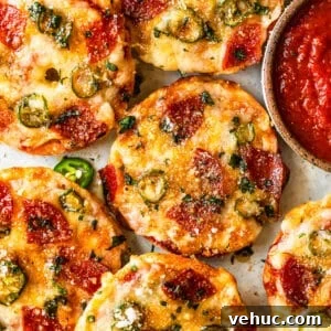 Homemade Pizza Bagel Bites Recipe: Quick Oven & Air Fryer Guide 8 img 60582 7