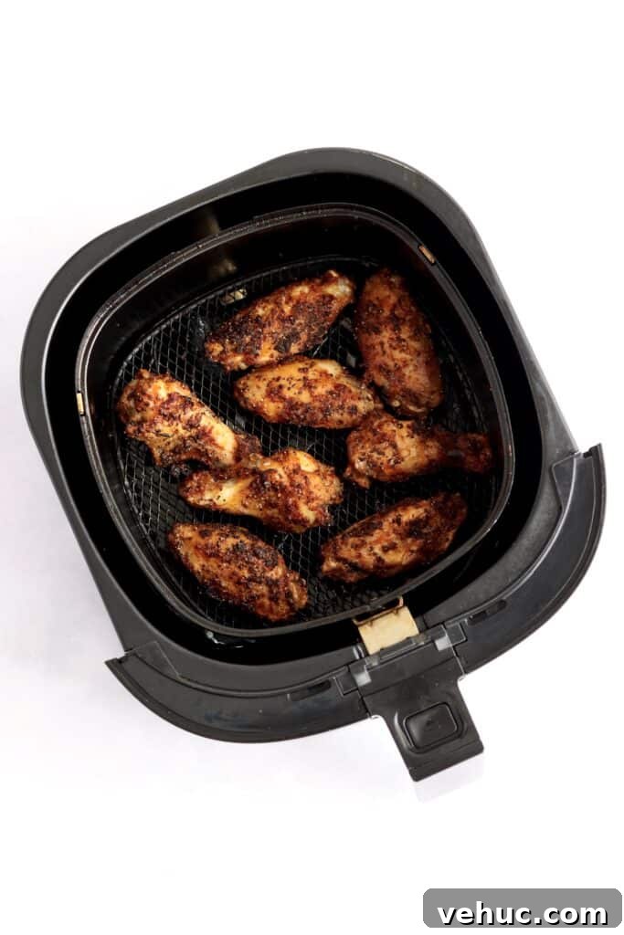 Crispy Air Fryer Chicken Wings Recipe for Perfectly Golden Wings 5 cooked crispy chicken wings in air fryer