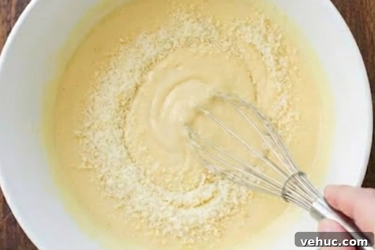 Lighter Chicken Carbonara Recipe for Weeknight Meals 5 Whisk the cream cheese and eggs in a large bowl until completely smooth and stir in the parmesan, and set aside.