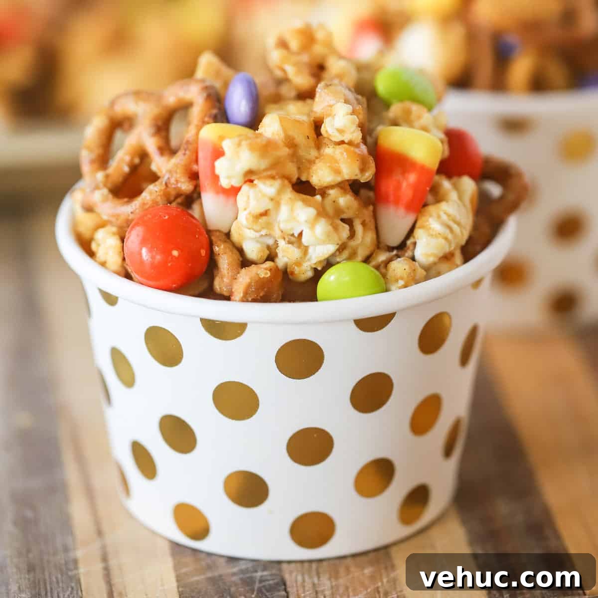Nutella Muddy Buddies Recipe: Chocolate Hazelnut Snack Mix 9 Fall Party Mix