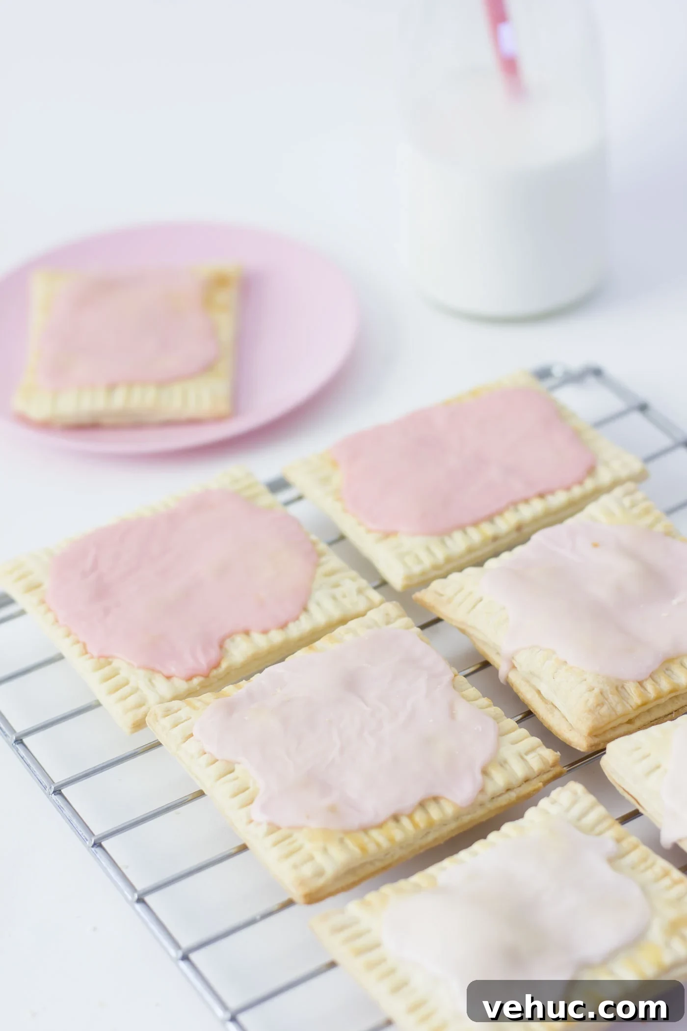 Homemade Raspberry Pop-Tarts Recipe: Flaky Pastry with Jam Filling 4 pink-ombre-pop-tart-recipe