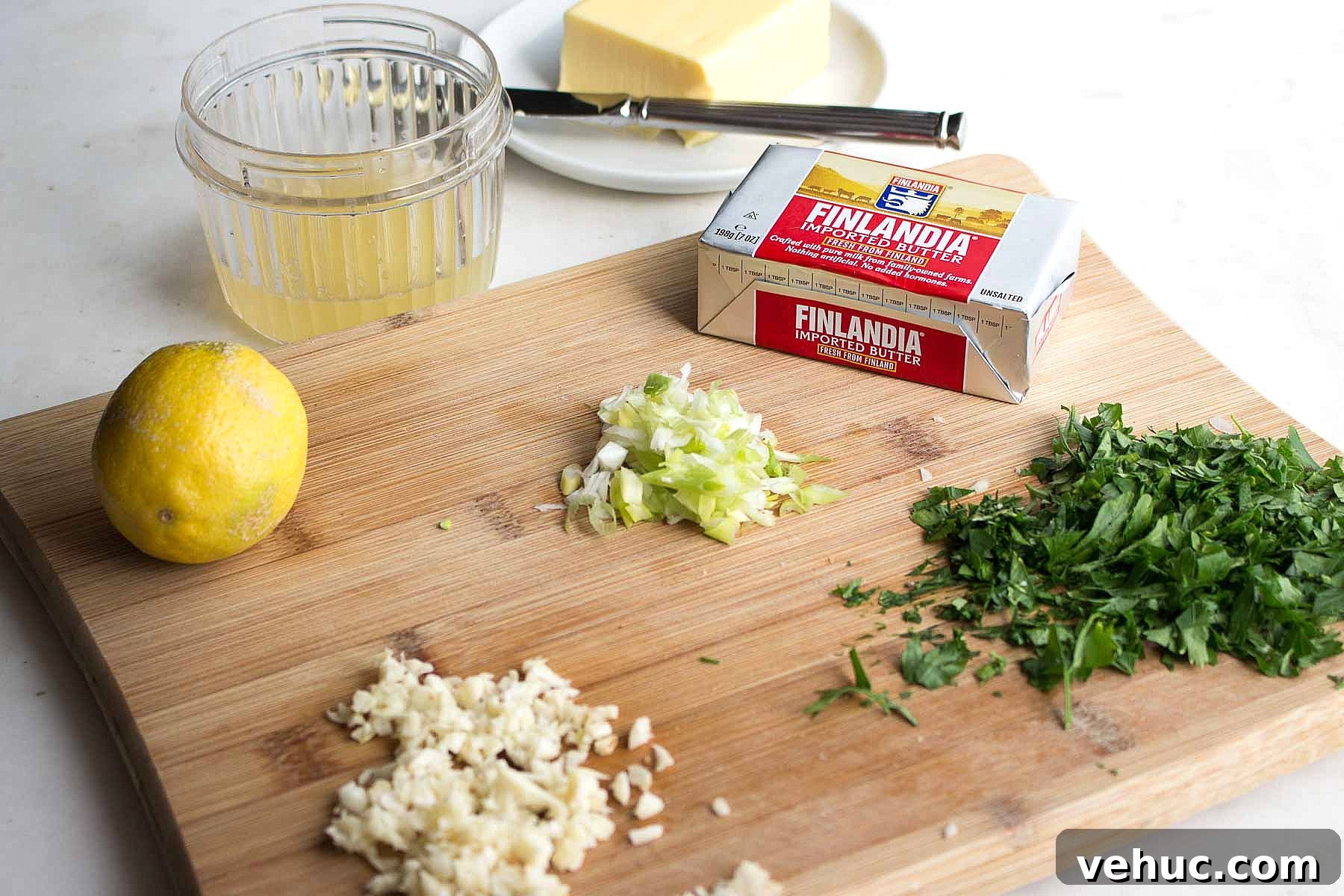 Keto Shrimp Scampi Recipe – Low-Carb Garlic Butter Shrimp 4 Ingredients for Shrimp Scampi with Finlandia Imported Butter.